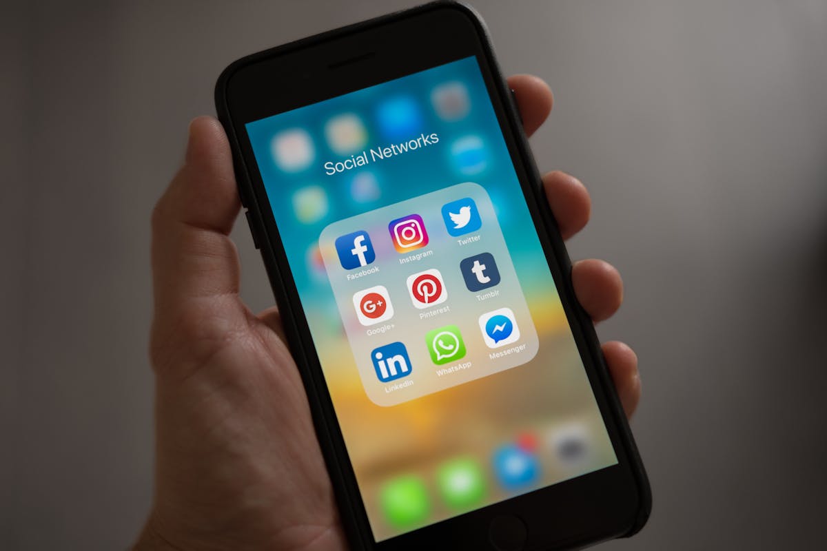 NovaTech Launch — Campagne sociale